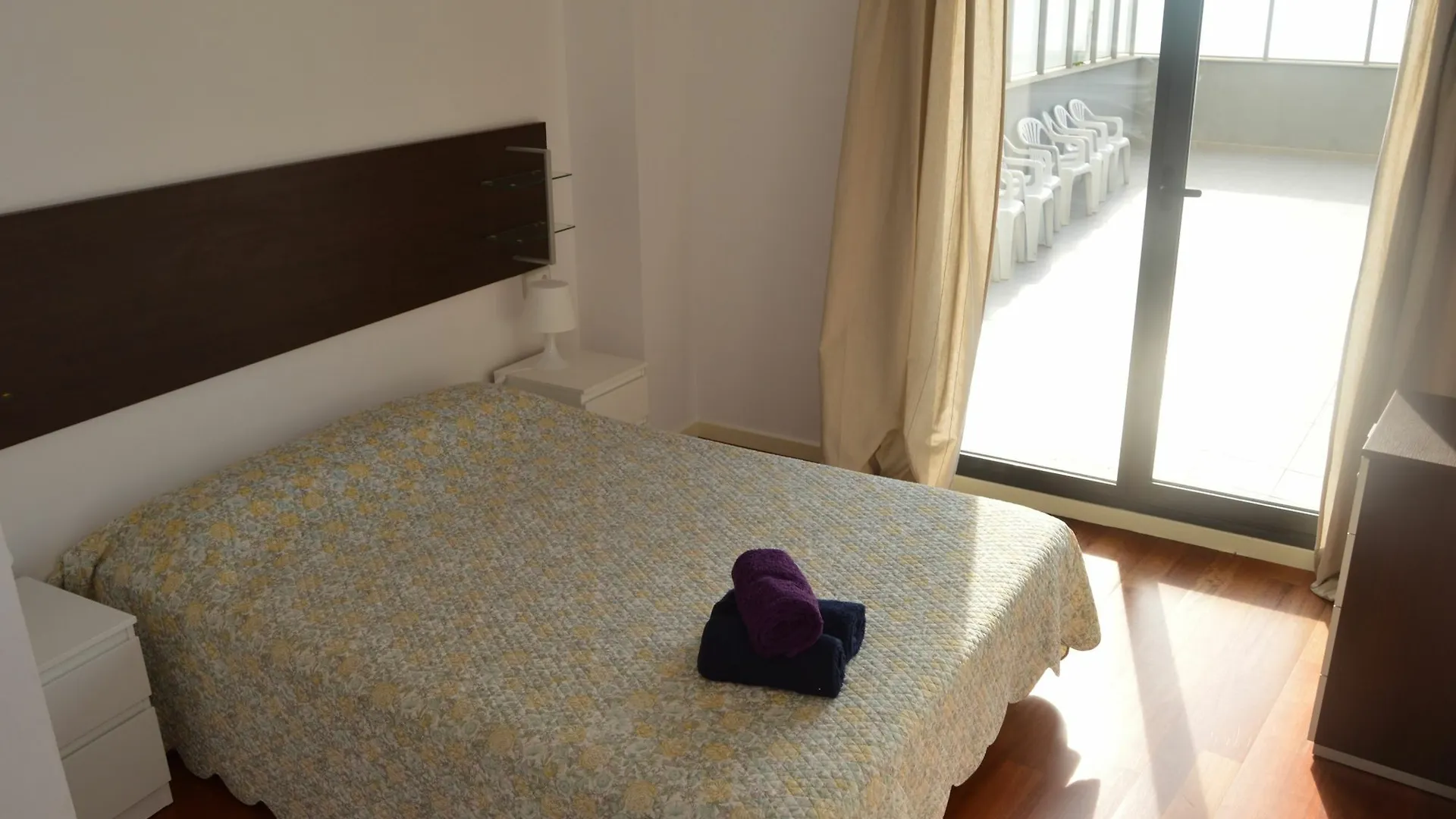Tarragona Suites Vilches 0*,