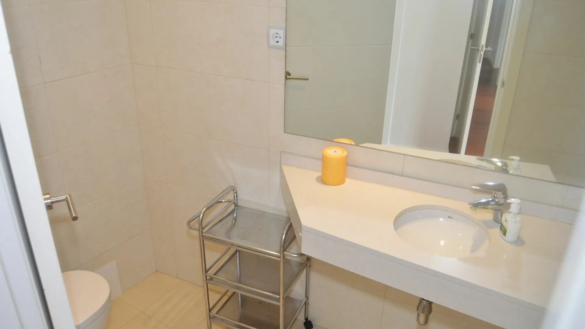 Tarragona Suites Vilches Apartment